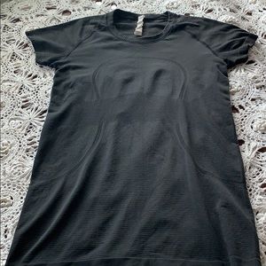 Lulu Lemon Run Swiftly Short Sleeve top in Black